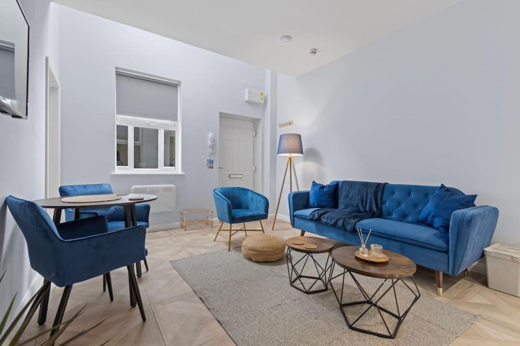 Modern Apartment Off-Road Parking-Twin Room Suite 4 Nottingham Exterior photo